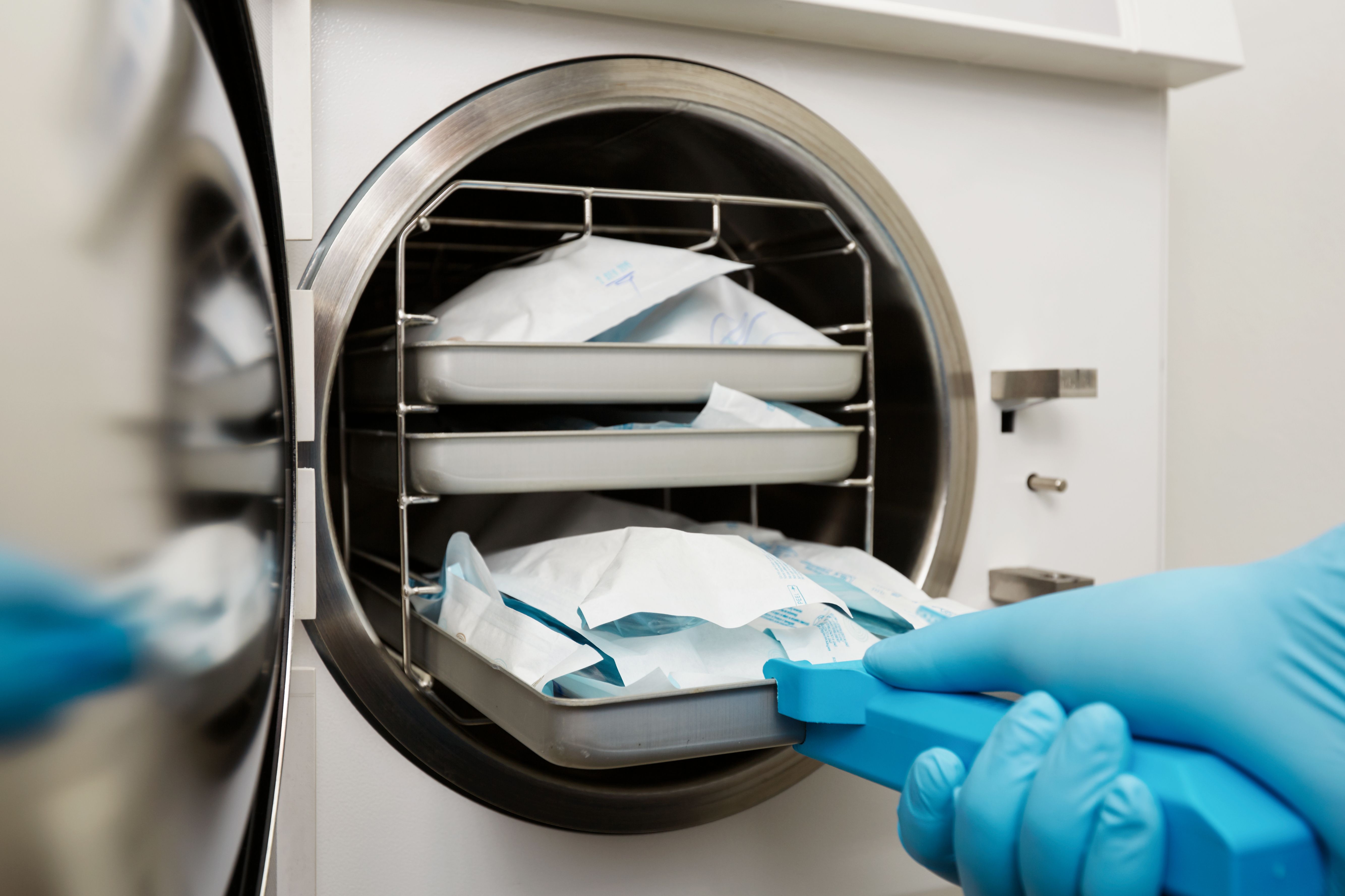 how-to-choose-the-right-steam-sterilizer-for-a-growing-practice